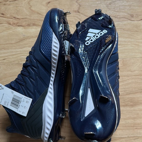 Addidas men’s baseball cleats - Picture 2 of 3